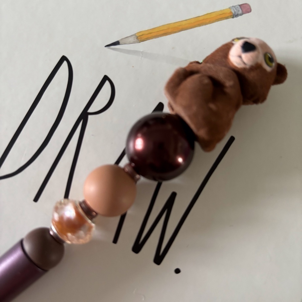 Jungle in my Pocket: Barnaby Brown Bear handmade beaded pen
